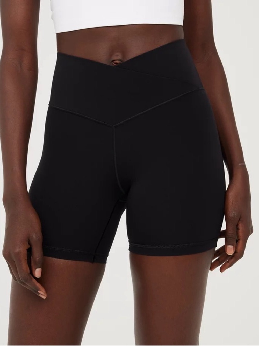 OFFLINE By Aerie Real Me Crossover Shortie Hi-Rise Bike Shorts in Size Medium